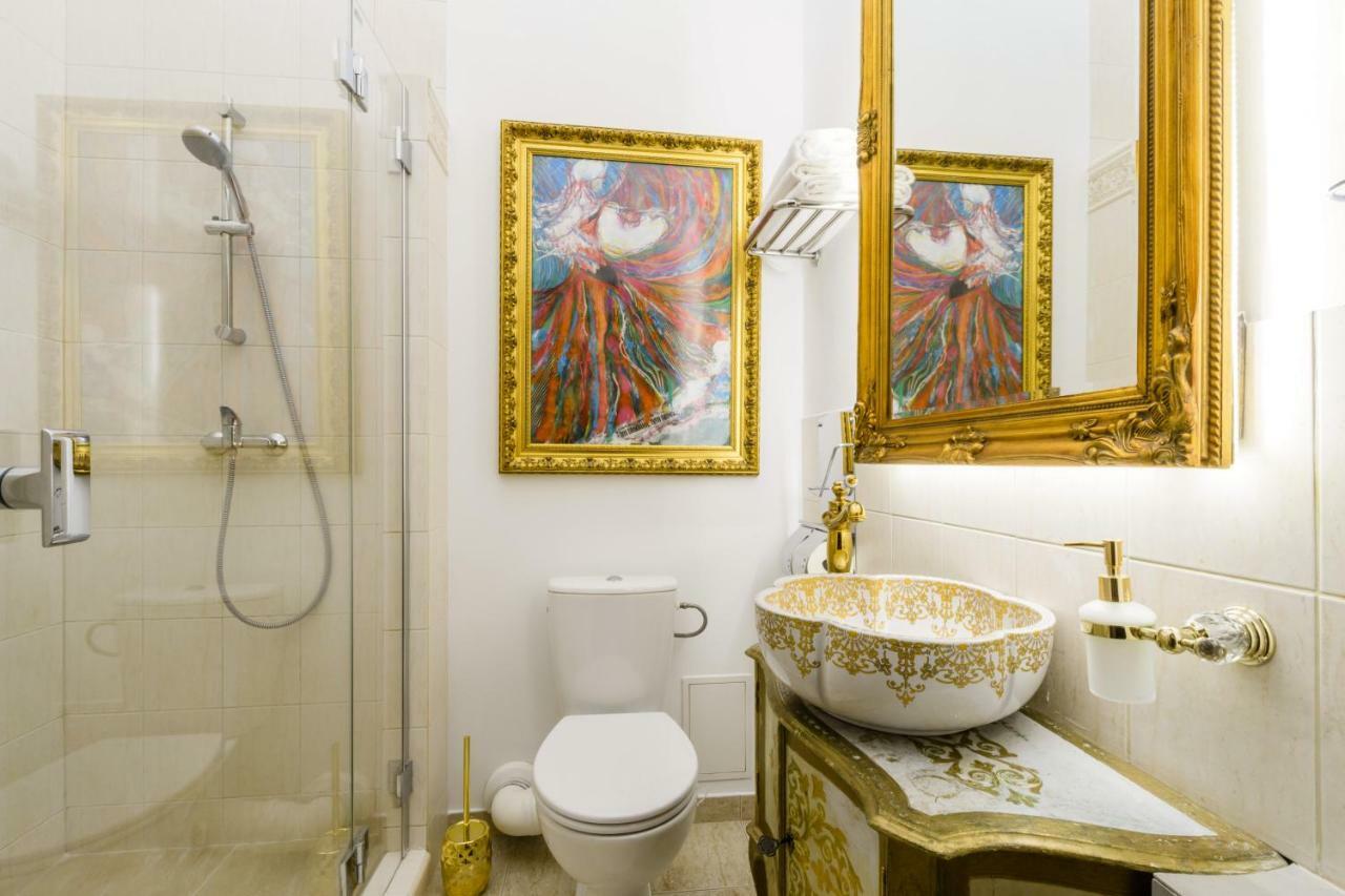 Clicktheflat Palace Of Culture Art Apartament Warszawa